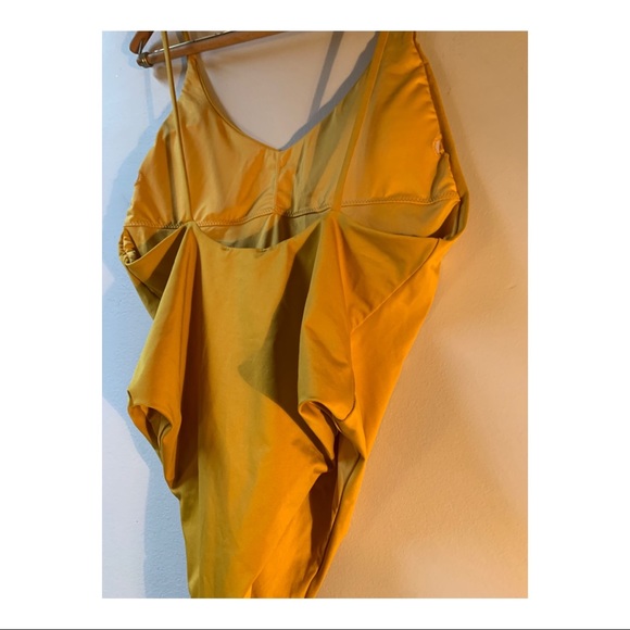 Zara one piece swimsuit - Picture 3 of 4